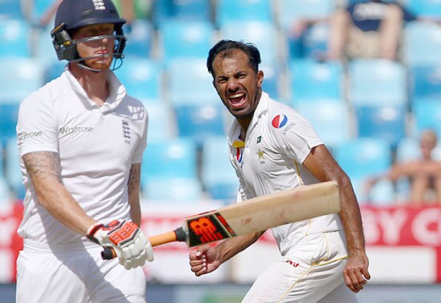 England Dominate Pakistan as Bowlers Trigger Another Batting Collapse