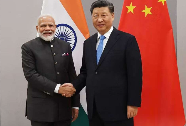 Xi Jinping Begins First India Visit in Seven Years for BRICS Summit