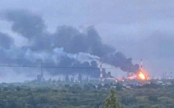 Russia Turns to Record Indian Fuel Imports as Ukraine Strikes Hit Refineries