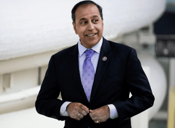 Raja Krishnamoorthi Sole Indian-American Lawmaker to Back Russia Sanctions Bill