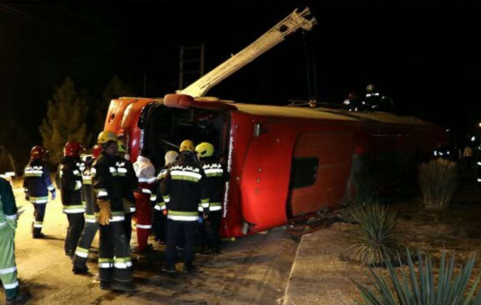 Bus Overturns in Central Iran, Killing 11 and Injuring 24
