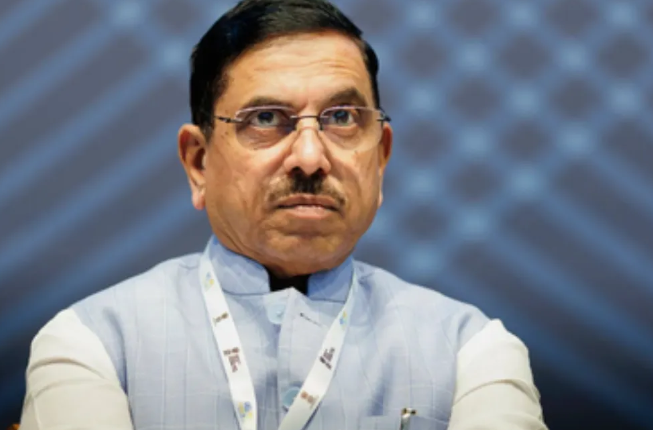 Pralhad Joshi Meets French Education Minister to Boost Student and Faculty Mobility