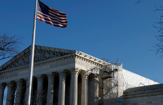 US Supreme Court Allows Trump Administration to Resume Third-Country Deportations