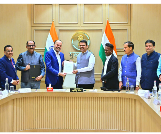 Maharashtra Signs Rs 8.57 Lakh Crore Investment MoUs Across Key Sectors