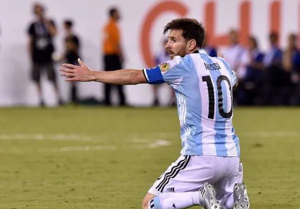 Lionel Messi Ends Argentina International Career