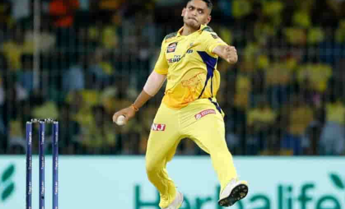 Tushar Deshpande's Hat-Trick Puts Mumbai in Command Against Chandigarh