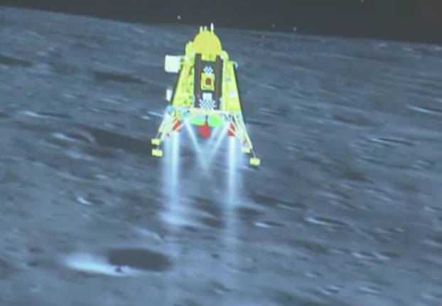 Pakistan Aims to Achieve Moon Landing by 2035, Minister Says