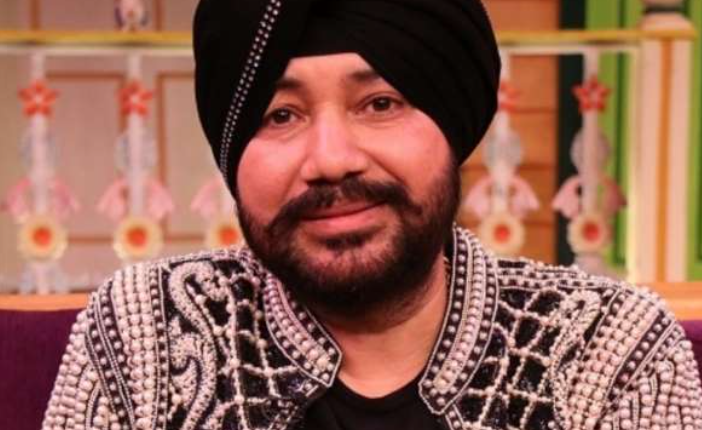 Controversy Erupts Over Daler Mehndi’s Performance at Uttarakhand’s Kunjapuri Fair