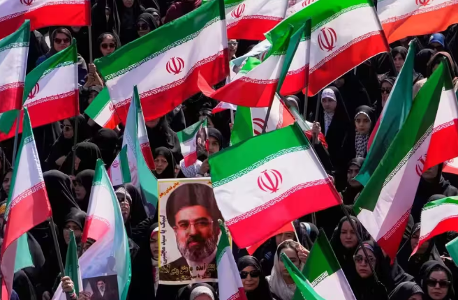 Iran Urges US to Lift Blockade to Prove Commitment to Peace