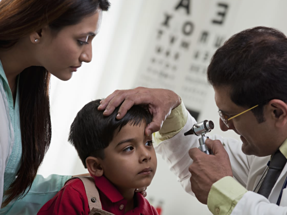 Bengaluru Doctors Warn of Rising Vision Problems Among Children, Urge Regular Eye Checks