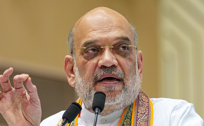 Amit Shah Reviews Cyclone Arnab Situation with Chhattisgarh CM, No Flooding or Casualties Reported