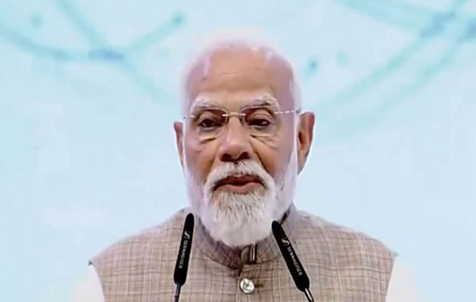PM Modi Inaugurates Rs 325-Crore Bovine Breeding Centre in Gujarat's Banaskantha